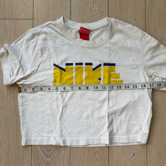 Nike Y2K Cropped Logo T Shirt Women’s Size Small - Picture 3 of 10